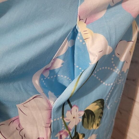 Floral T Shirt Dress Medium - Picture 3 of 4